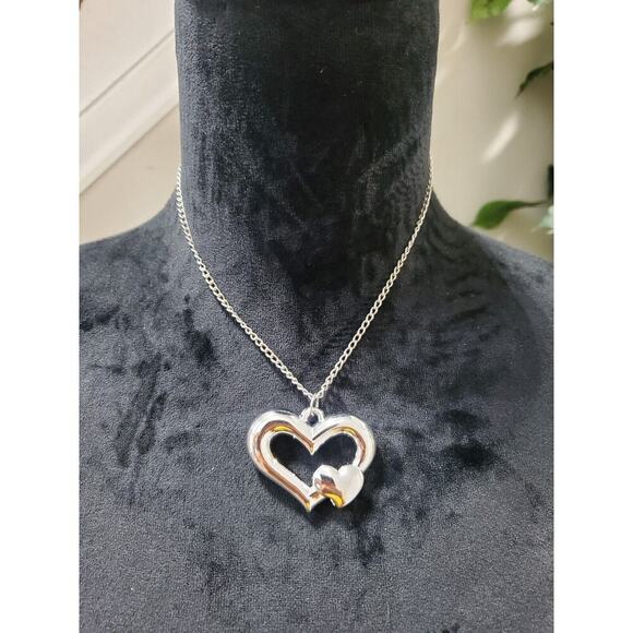 Women's Silver Tone Double Heart Style With Chain Necklace - Picture 6 of 6